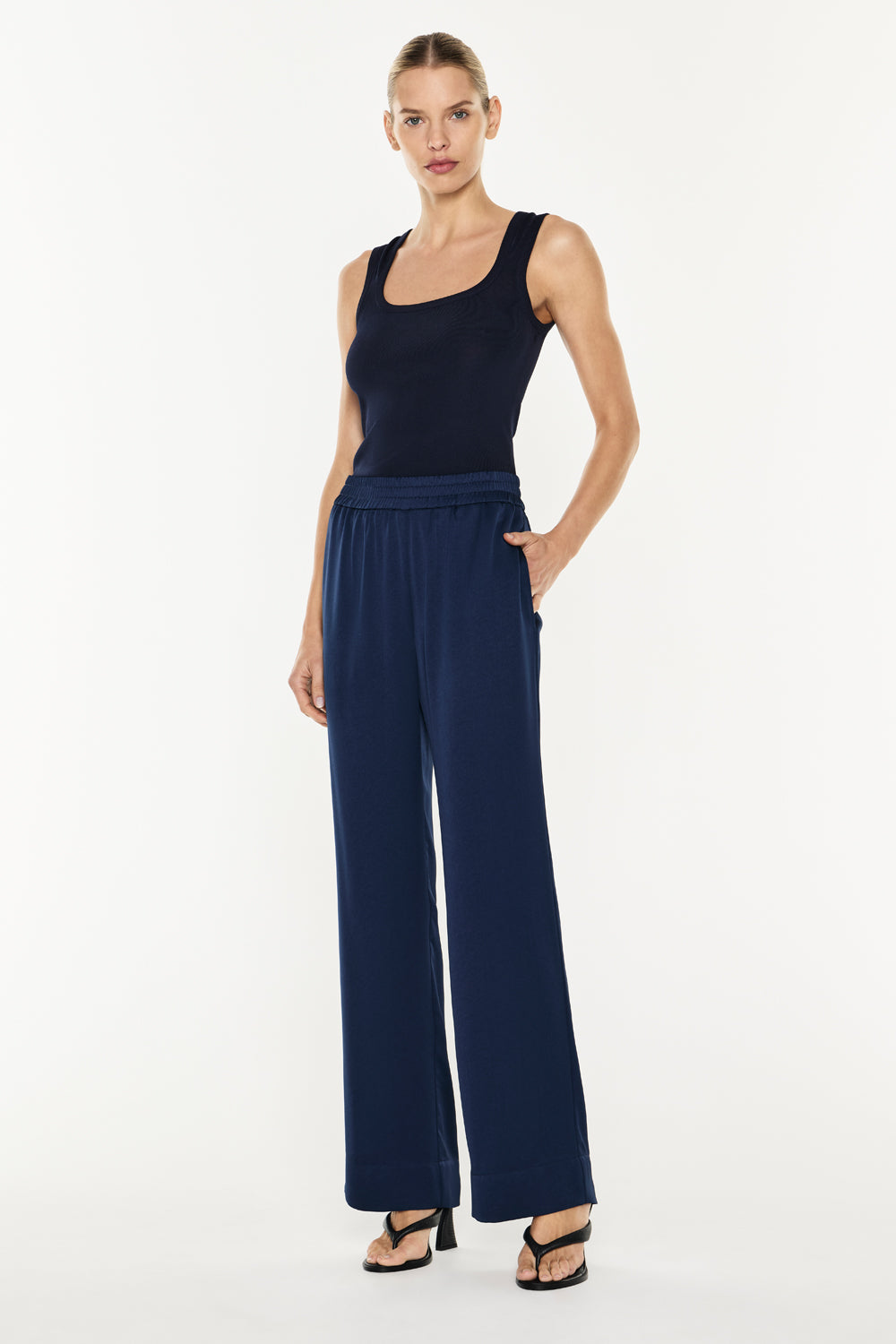 Twilights Kiss Pull On Pant
