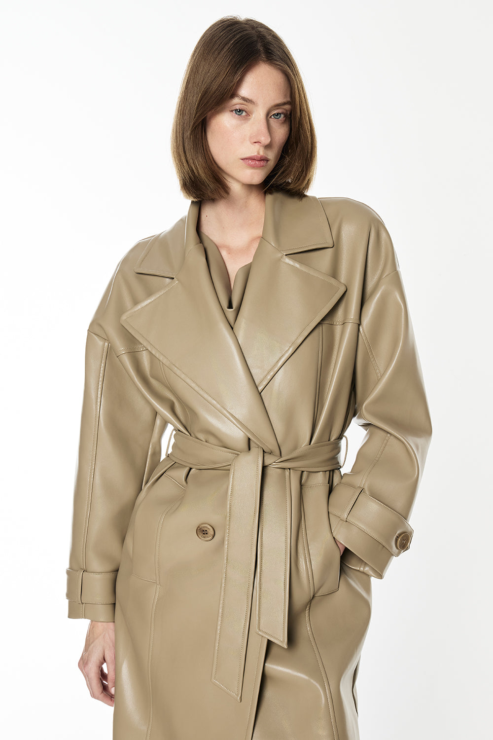 Major Players Trench