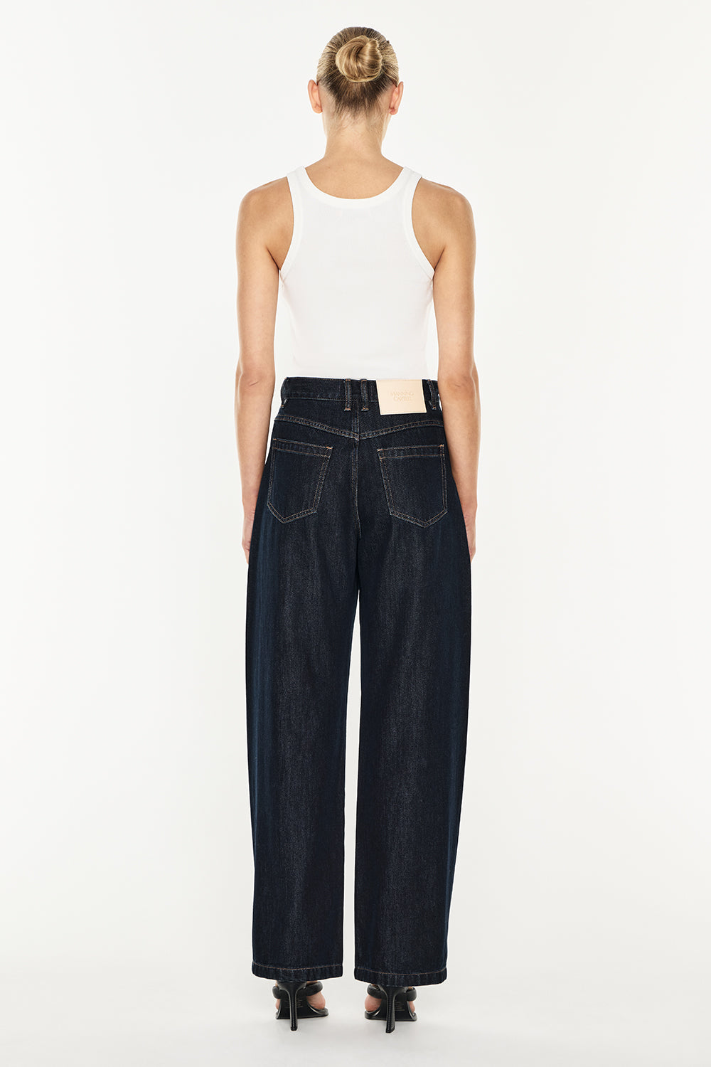 Future Lover Barrel Jean